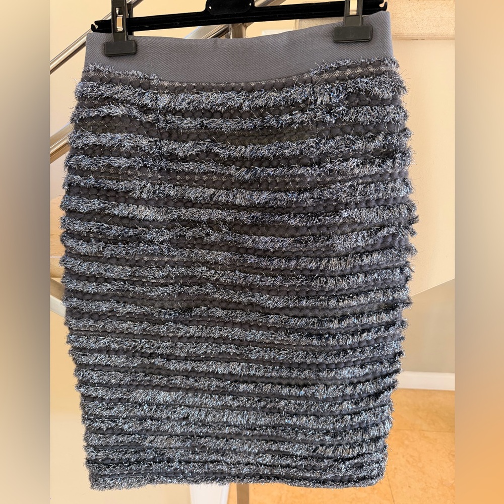 Marc Jacobs Grey Textured Shimmering Pencil Skirt